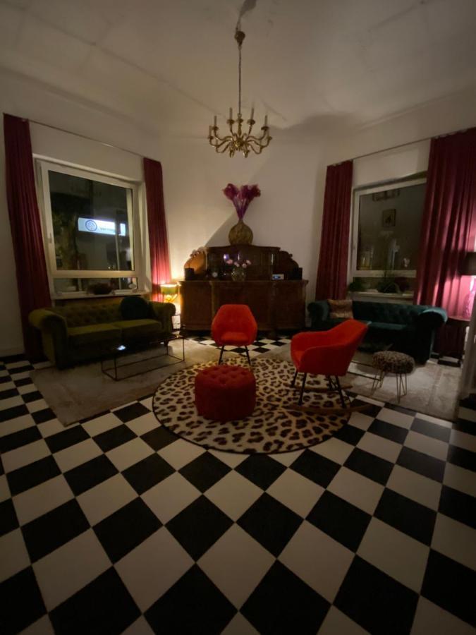 Smarthotel Mystique Self Check-In バート・ホンブルク エクステリア 写真
